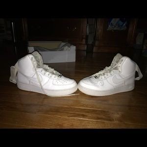 White AF1 Highs LVL 8 07’s SOLD